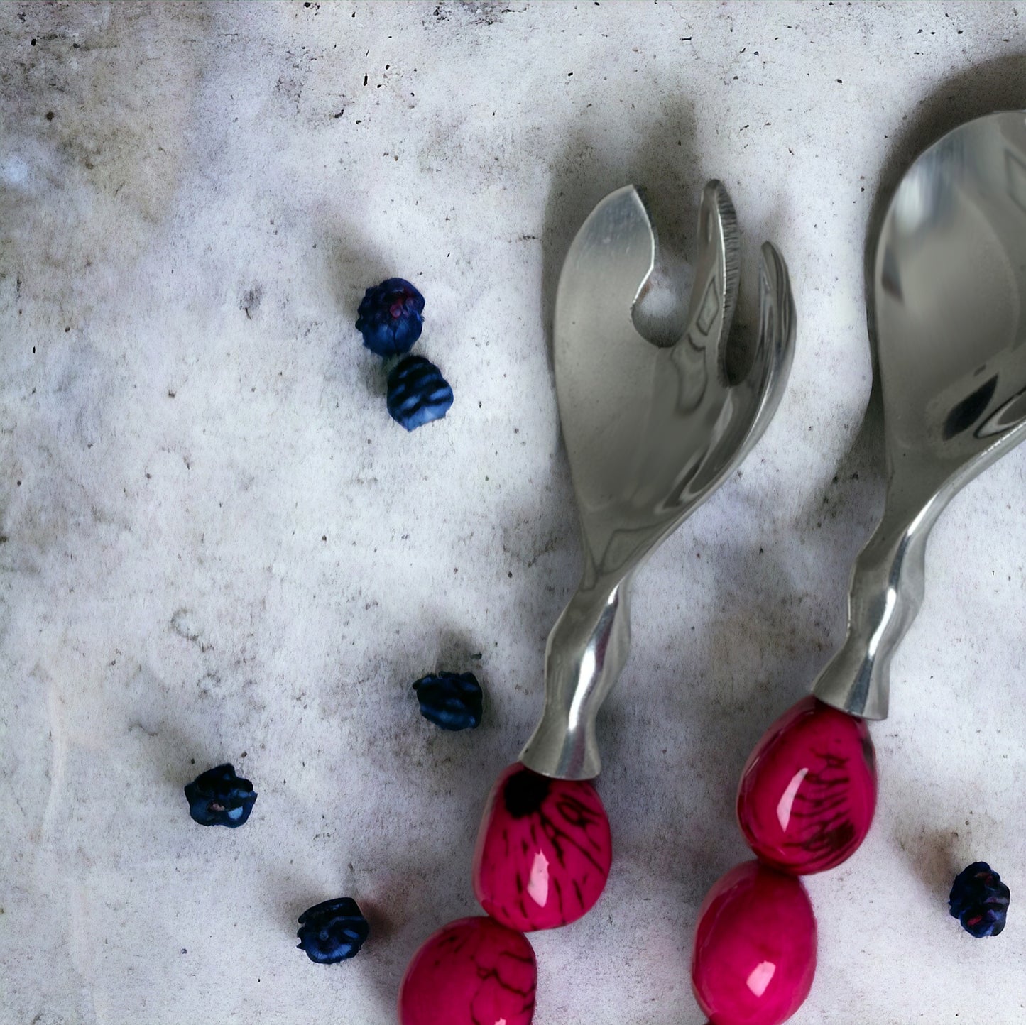 Tagua Magenta Salad Serving Set