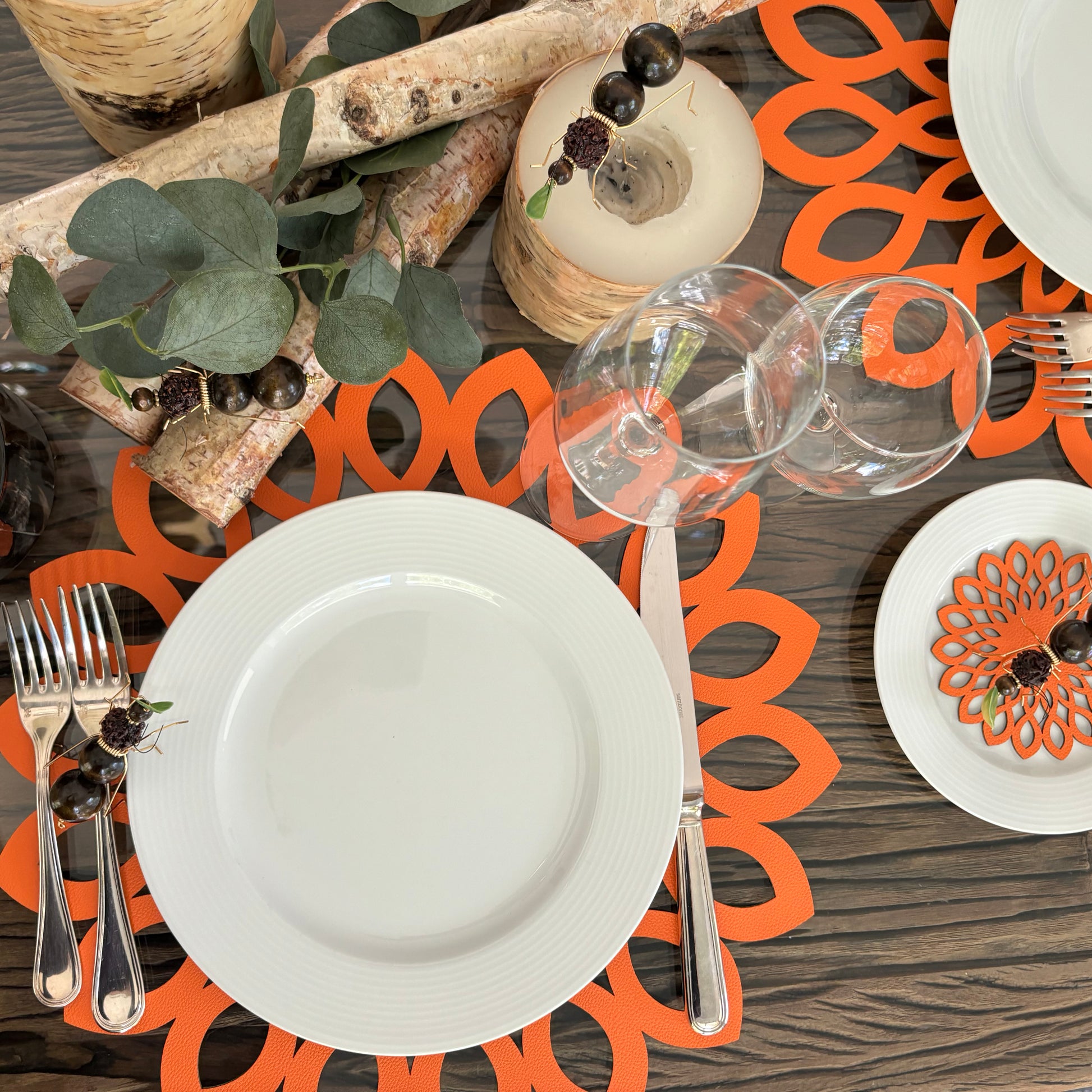 Caoba Flower Reversible Orange/Silver Placemat